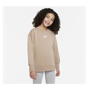 Nike Sportswear Club Fleece Big Kids' (Girls') Crew Sweatshirt